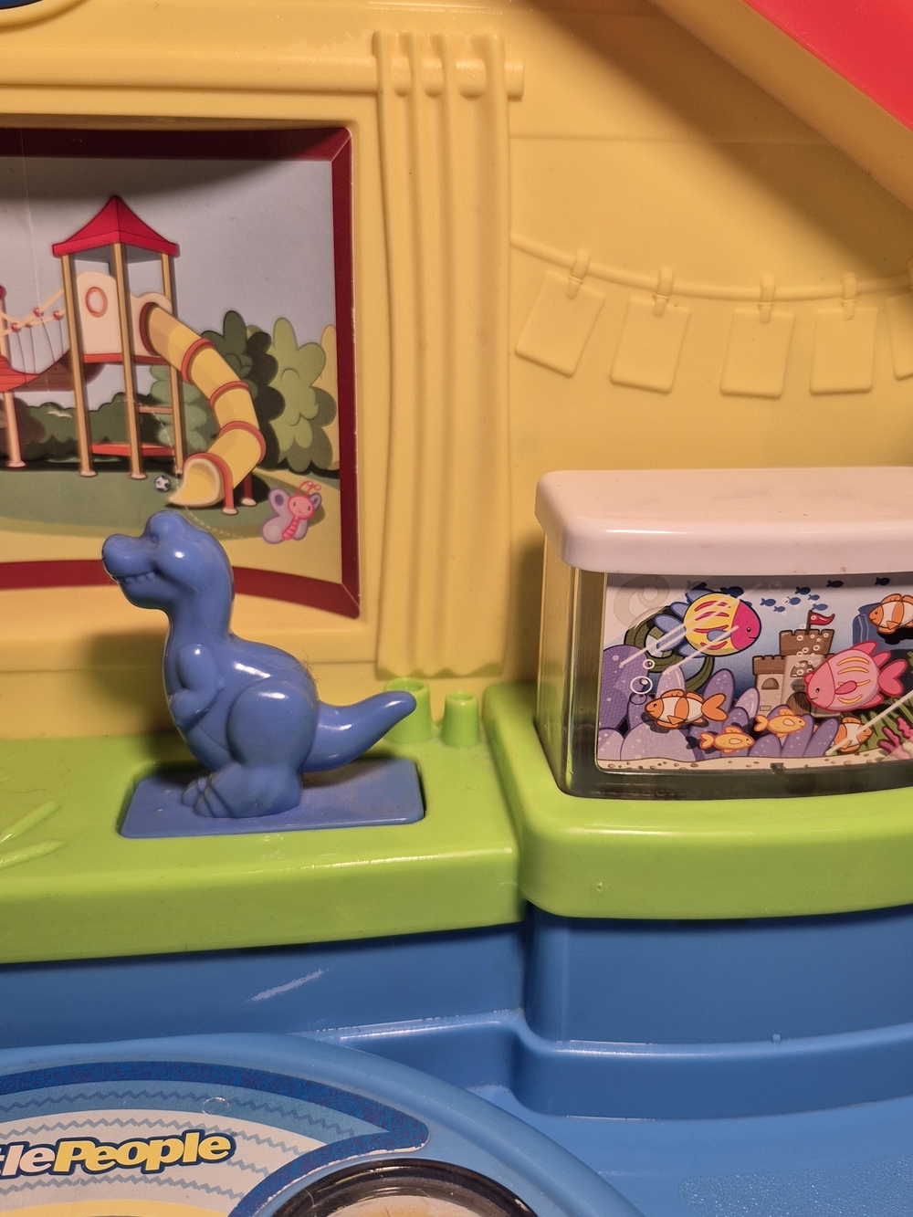 Fisher-Price Little People Musical School - Picture 3 of 9